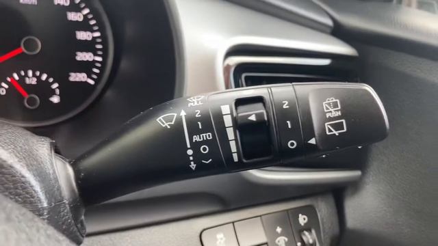 2018 K3 Kia Stonic 1.6 diesel ** lovely spec ** смотреть онлайн