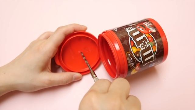 [English subs] Back to School DIY | Gum box pencil sharpener смотреть онлайн