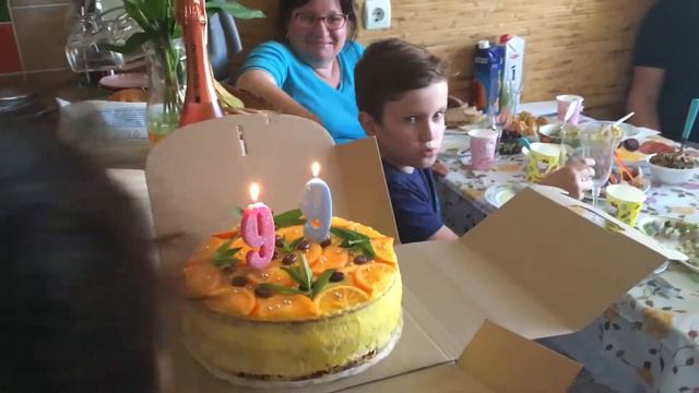 Нам 99 ! День рождения Дженифер и Линды!