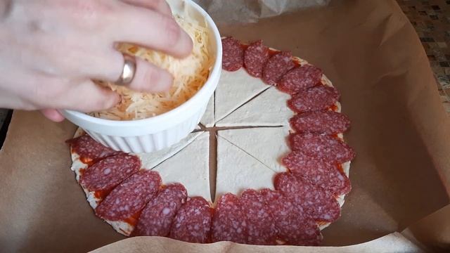 ПИРОГ ИЗ СЛОЕНОГО ТЕСТА! смотреть онлайн