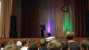 Посвящение в первоклассники. Песня - Мы первоклассники, мы одноклассники