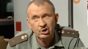 Солдаты: Данилюк и шланг