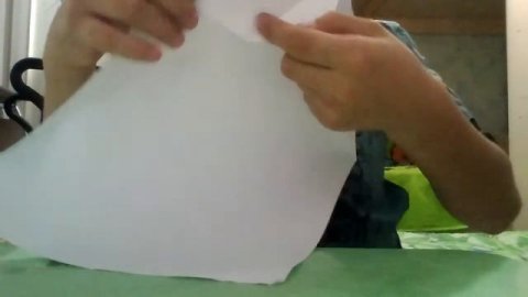 Самолётики из бумаги..