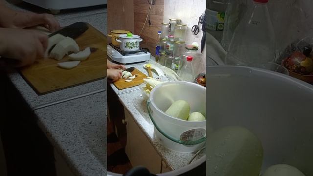 Пора заготовок. Ночь самое подходящее время))) смотреть онлайн