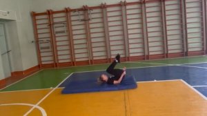 Вступительные испытания по спец. 49.02.01 Физическая культура. Пример выполнения акроб. упражнения