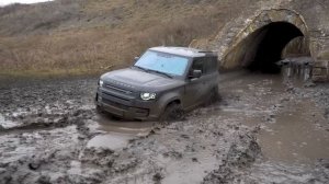 ЗАРУБА на все бабки АМАРОК против AUDI Q8 и Land Rover Defender