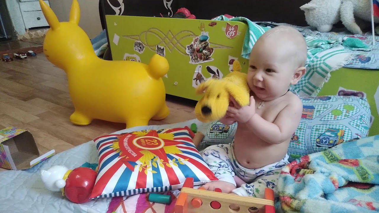 Мишка на коврике смотреть онлайн