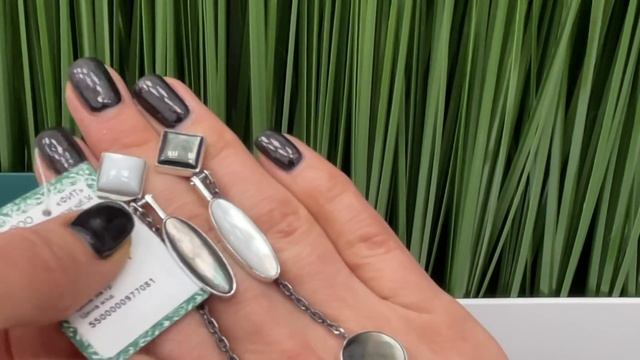 ♦️Примерка украшений♦️ варианты подарков на 23 февраля. Серебро с камнями и без смотреть онлайн