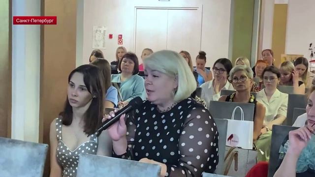 Женский форум «Бизнес на шпильках» собрал в Петербурге 150 участниц из 16 районов Ленобласти