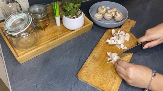 Тушеный Кролик с булгуром, сочный, вкусный и простой