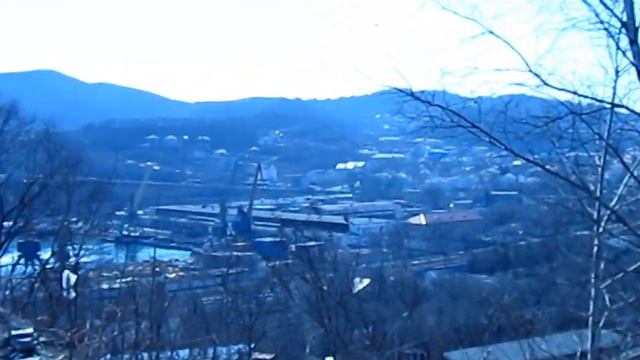 Казанский храм в городе Находка, вид на центр города Находки с сопки Тобольской смотреть онлайн