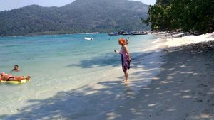 ? Полный Обзор острова ко липе, Таиланд, В чём жить, пляж, где поесть?