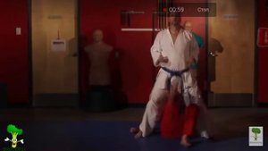 100 ударов мастера кена по яйцом