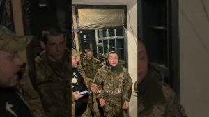 Как власть на Украине не пытается поднять дух своей армии