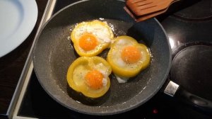 Как жарить яичницу в Перце. Как правильно жарить яйца. Что приготовить на завтрак