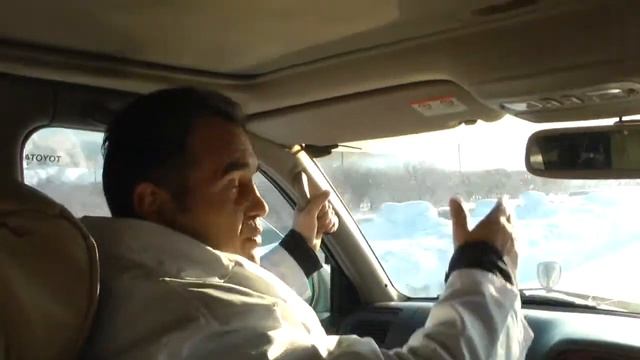 Будем не только с яйцами, но и с грудками смотреть онлайн