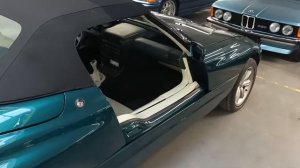 BMW Z1 как открывается двери?