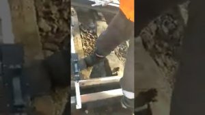 Промер ширины колеи и желоба в конце строжки остряка ШЭП и ПШВ