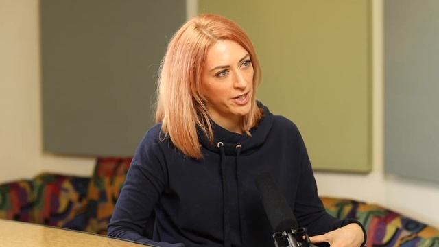 Your Stress Can Make You Stronger - with Dr. Kelly McGonigal смотреть онлайн
