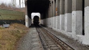 Монеты ПОД ПОЕЗД