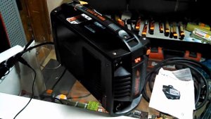 Сварочный инвертор ДНИПРО-М ММА N 250 D(дисплей). Обзор инструмента