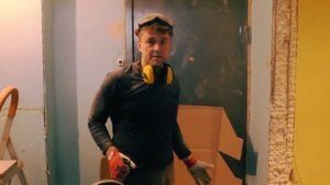 Установка стальной двери с расширением проёма