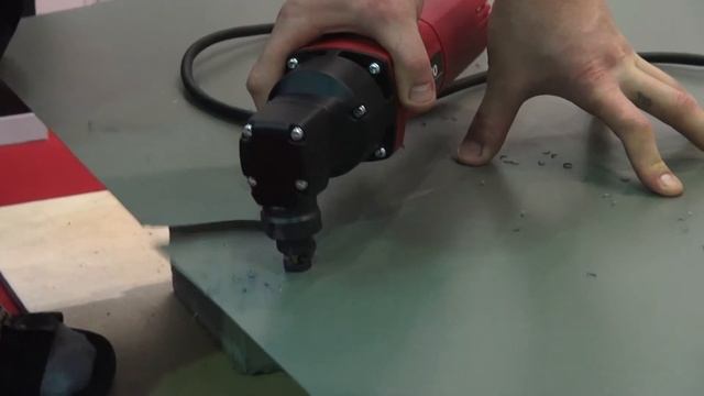 Высечные ножницы по металлу IskraERO BN 18 смотреть онлайн