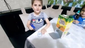 Кормушка для птиц своими руками. Из коробки сока...