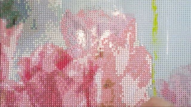 1.3 Книжная вышивалка//Слушаем и рукодельничаем вместе * Живой процесс//Алмазная вышивка "Тюльпаны"