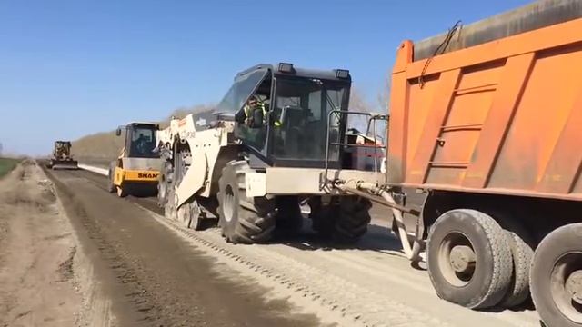 Регенерация дорожной одежды методом холодного ресайклинга