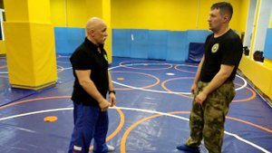 От удара ножом . Активная защита с поражением бицепса и контратакой. В. Н. Крючков
