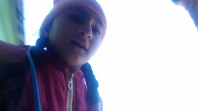 Ребята но вы Посчитайте Сколько раз я прыгала на скакалке пожалуйста смотрите там ещё жаля прыгае смотреть онлайн