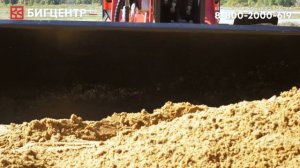 RUNMAX TL782E - фронтальный погрузчик с телескопической стрелой