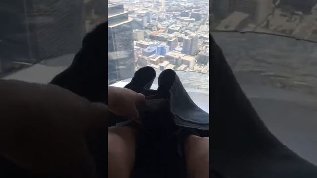 OUE Skyspace LA: Skyslide