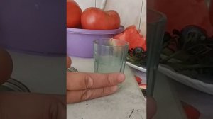 Закрываем помидоры в литровые банки , рецепт ? в описании.