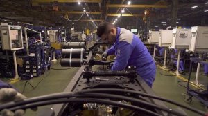 Автомобильный завод «КАМАЗа» — главный сборочный конвейер