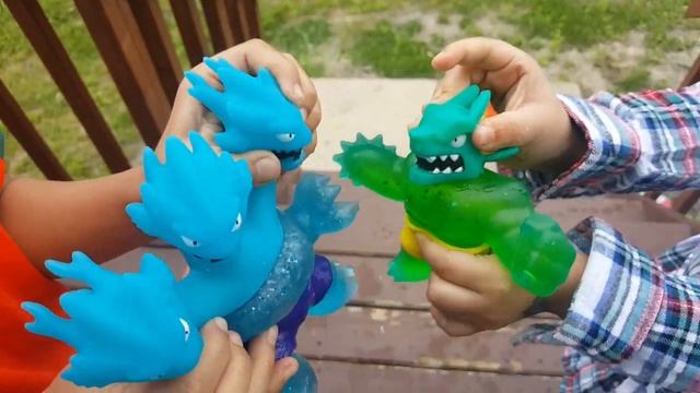 Heroes of Goo Jit Zu Including Ultra Rare HYDRA - NEW Water Blast Series смотреть онлайн