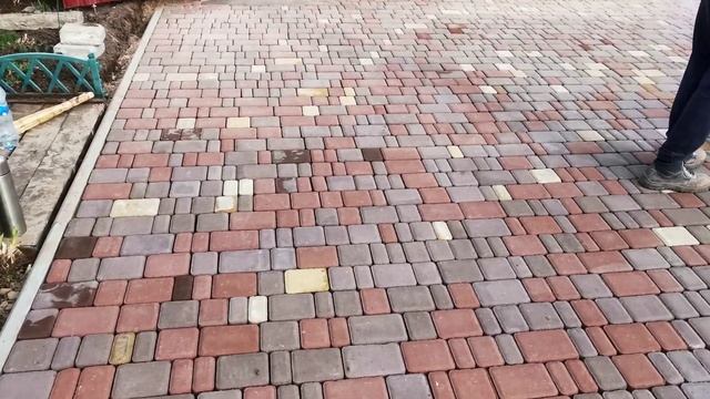 Укладка брусчатки, готовый вариант. Брусчатка старый город.
