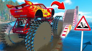 СМОЖЕТ ЛИ ГИГАНТСКИЙ МОЛНИЯ МАКВИН НА ПИЛАХ ПРОЕХАТЬ ВОДНЫЕ КОЧКИ В ГТА 5 МОДЫ! ЭКСПЕРИМЕНТЫ В GTA 5