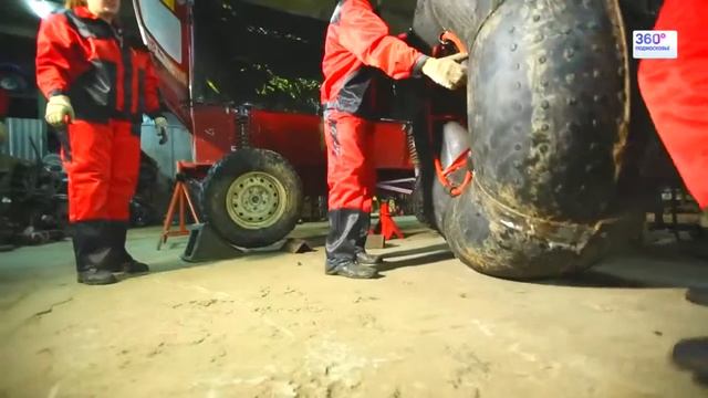 Машины Гигантские вездеходы - OFF ROAD MONSTER TRUCKS смотреть онлайн