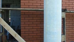 Кладка российского облицовочного кирпича BRAER под рейку с черным швом Часть1