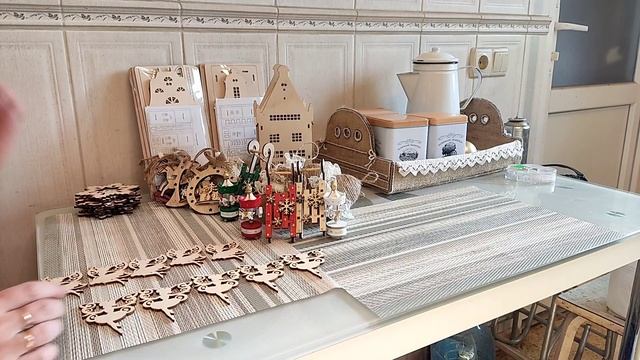 Новый год в октябре и блондинка с шлифмашинкой ??? смотреть онлайн