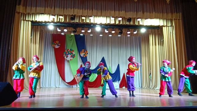 Танцевальные ритмы-2022. 8-10 лет