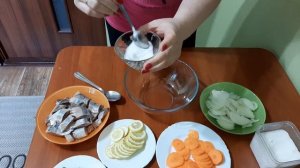 Селедка ПО-ГОЛЛАНДСКИ. Европейский рецепт селедки. Как вкусно засолить сельдь дома. Сухой посол.