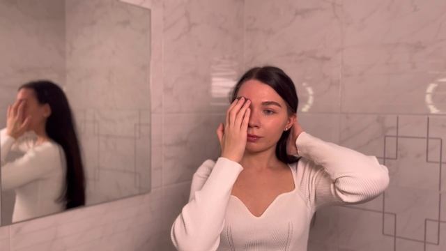 Легкий взгляд и устранение морщин на лбу и между бровей | Массаж лица смотреть онлайн