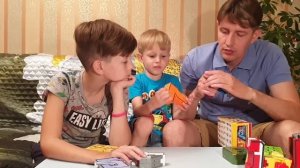 Из роботов цифр собрали два Больших РоБоТа!