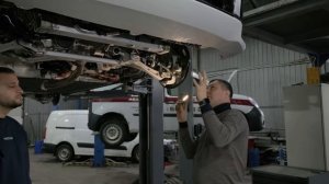 Обзор подвески Voyah Free 2024. Сравнение с немцами. Комментарии механика.