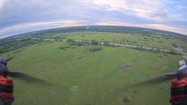 Wing and Quadcopter смотреть онлайн