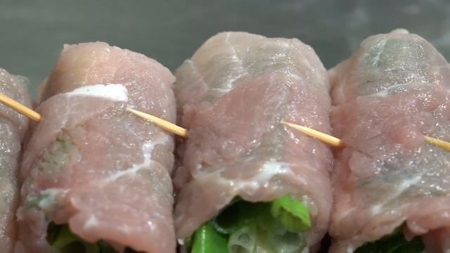 Валлийский свиной рулет Тайваньская уличная еда смотреть онлайн