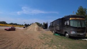 ..ВСЮ ЖИЗНЬ ЖИВУ В АВТОДОМЕ...